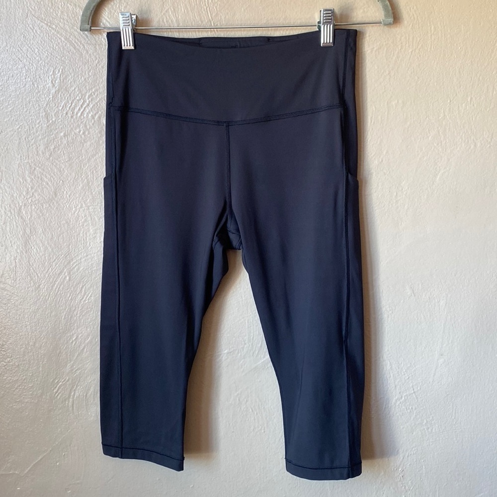 Athleta Ultimate Stash Pocket Crop Size MP